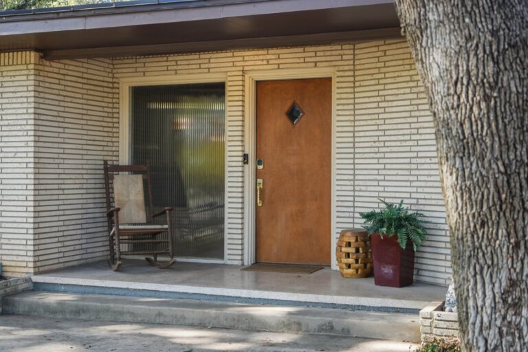 HilltopPoolHouse_008